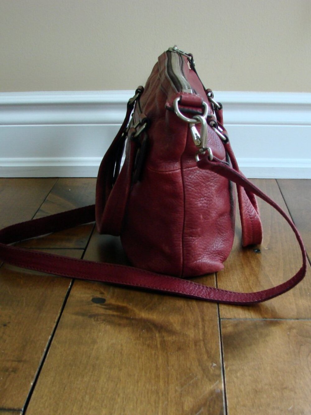 Fossil Dawson Burgundy Leather Satchel Bag Purse Crossbody Cow Hide Long Strap - Picture 2 of 16